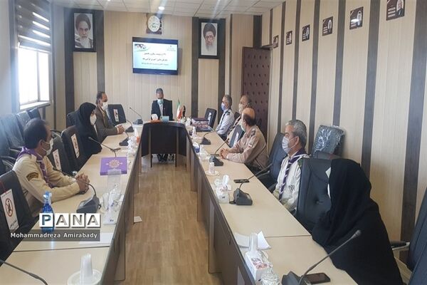 دیدار مربیان پیشتاز شهرستان بیرجند با مدیر آموزش و پرورش به مناسبت ۲۱ اردیبهشت ماه