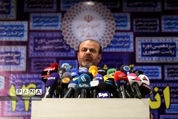 دومین روز ثبت‌نام از داوطلبان انتخابات سیزدهمین دوره ریاست‌جمهوری
