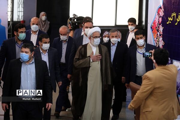 دومین روز ثبت‌نام از داوطلبان انتخابات سیزدهمین دوره ریاست‌جمهوری