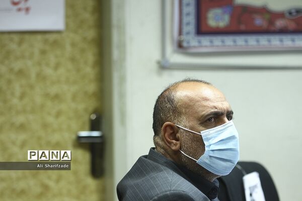 شورای هماهنگی تشکل‌های دانش آموزی با موضوع رای اولی‌ها