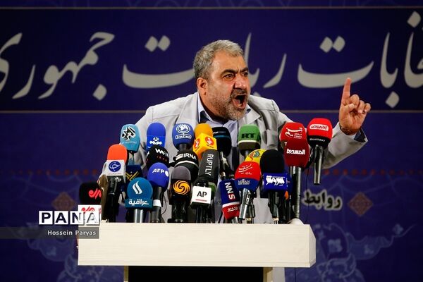 چهارمین روز ثبت‌نام از داوطلبان انتخابات سیزدهمین دوره ریاست‌جمهوری