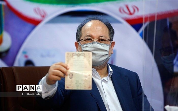 محمد شریعتمداری در انتخابات ریاست‌جمهوری ثبت‌نام کرد