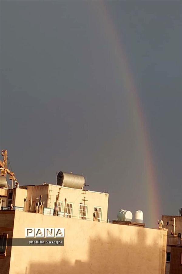 بارش باران بهاری در اصفهان