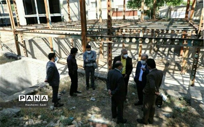 بازدید مدیرکل نوسازی و تجهیز مدارس خراسان رضوی از پروژه هنرستان هتلداری آموزش و پرورش ناحیه 2 مشهد