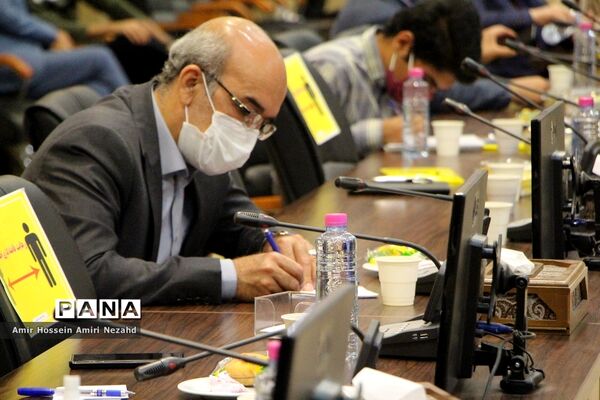 برگزاری نشست مجلس دانش آموزی استان یزد