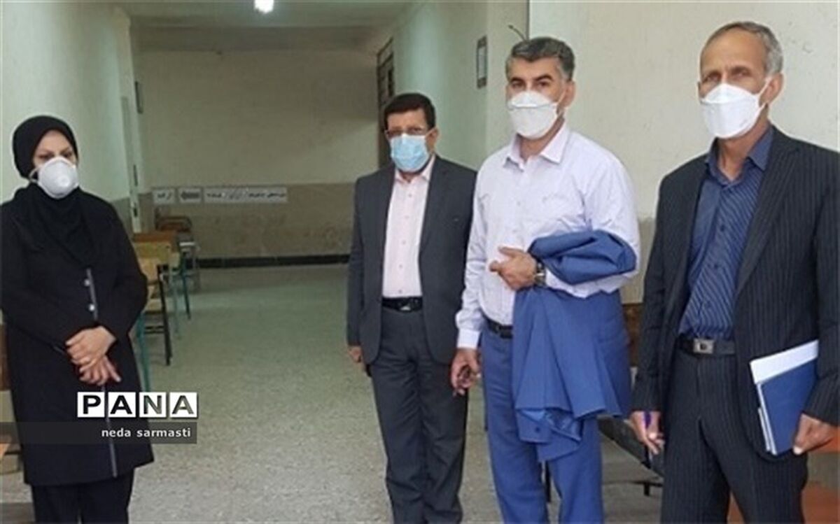 بازدید مدیر آموزش و پرورش ناحیه یک کرمانشاه از حوزه های امتحانات نهایی