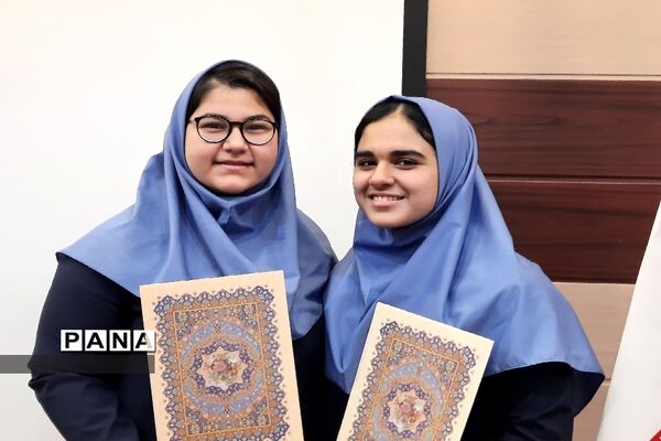 تجلیل از دانش‌آموزان برتر جشنواره نوجوان خوارزمی منطقه ۱۳