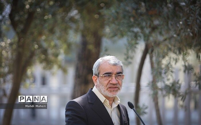 کدخدایی: در شور و شوق انتخابات، فلسطین را نباید فراموش کرد