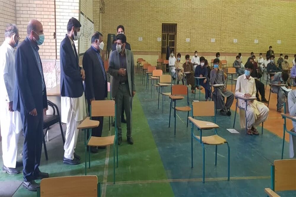 بازدید مدیرکل آموزش و پرورش سیستان و بلوچستان ازحوزه‌های امتحانی