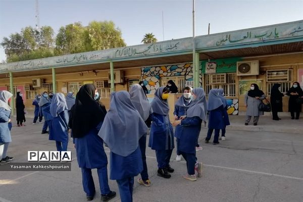 نخستین روز برگزاری امتحانات نهایی پایه نهم در دبیرستان پاینده  اهواز