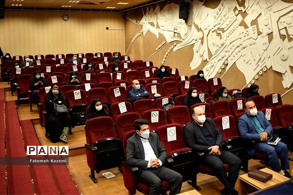 نشست خبری ثبت نام مدارس در سال تحصیلی ۱۴۰۰-۱۴۰۱