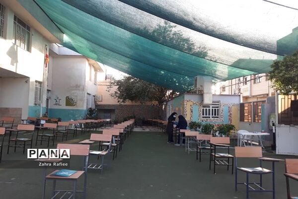 برگزاری امتحانات هماهنگ پایه نهم در فضایی سرشار از سلامت و آرامش در مدرسه ستارگان  ناحیه یک شیراز