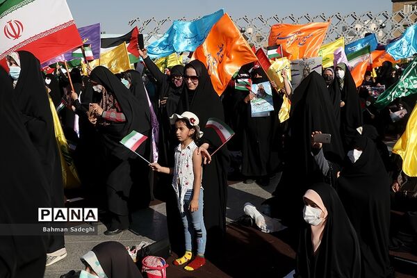 تجمع حمایت از مردم فلسطین در میدان امام حسین(ع)