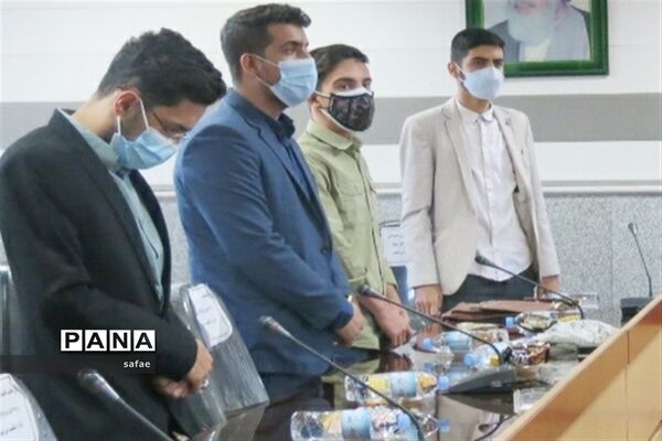 جلسه مجمع مشورتی جوانان منطقه فشافویه