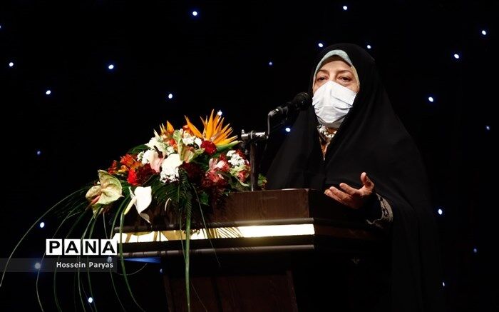 ابتکار:  حضور در مجامع بین المللی نظیر کمیسیون مقام زن به نفع کشور است