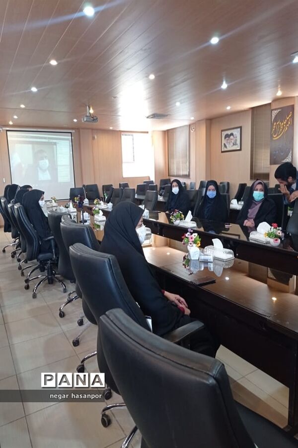 تقدیراز مربیان و دانش آموزان پیشتاز فعال فلاورجان