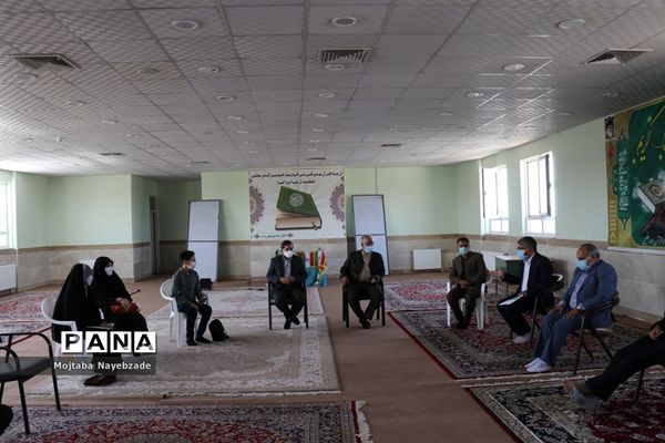 نشست هم‌اندیشی معاونان پرورشی قطب شهید شوشتری