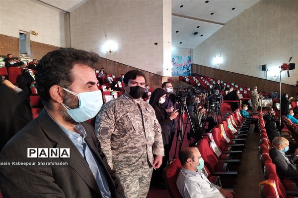 حضور وزیر آموزش و  پرورش و معاون رئیس جمهور در چهارمین کنگره معلمان و بیش از 1100 دانش آموز شهید در منطقه 16 تهران