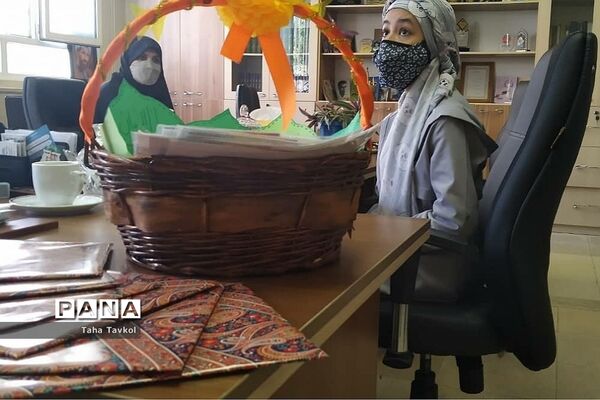 مراسم تقدیر از دانش‌آموزان برتر کتابخوانی در شهرستان پردیس