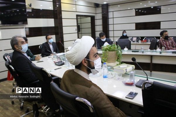 جلسه ستاد فعالیت‌های تابستانی آموزش و پرورش استان بوشهر