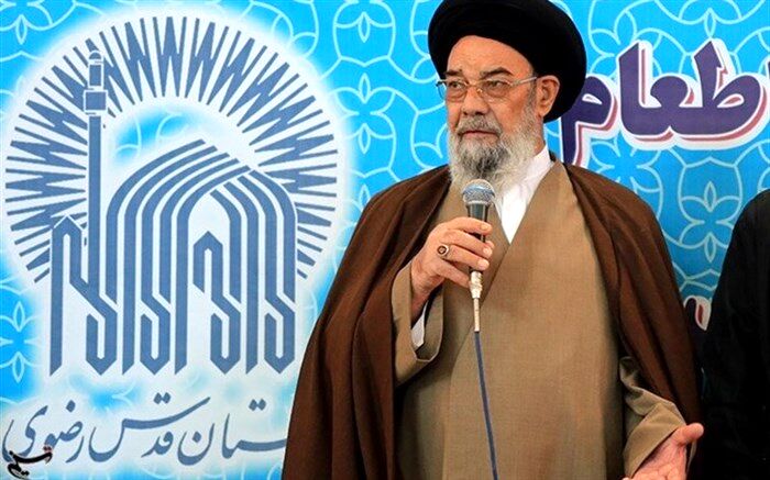 کارآفرینی و اشتغال‌زایی راه برطرف‌کردن مشکلات خانواده‌های مستضعف است