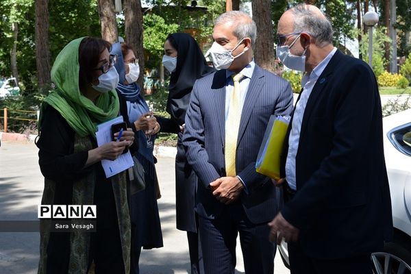 نشست مشترک آموزش و پرورش، وزارت کشور و مدیرکل منطقه‌ای آسیا و اقیانوسیه کمیساریای عالی سازمان ملل متحد