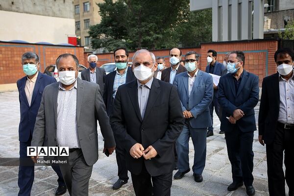 افتتاح مجتمع بزرگ آموزشی و پرورشی دکتر نصیری منطقه 10