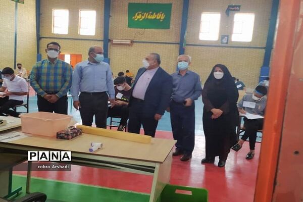 بازدید مدیر آموزش و پرورش شهرستان بوشهر از حوزه امتحانات نهایی