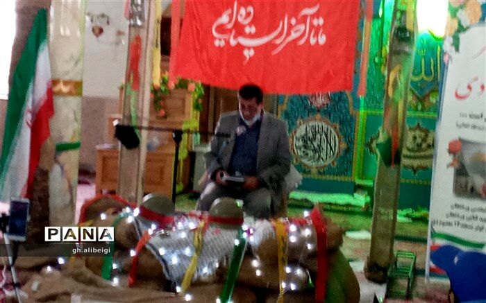 برگزاری عصر شعر شکوه مقاومت در شهرستان بن