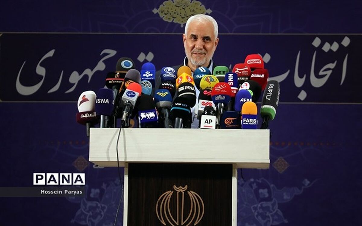 مهرعلیزاده: رقیب تلاش دارد منافع ملی را فدای منافع خود کند