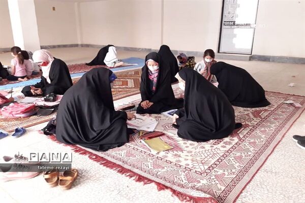 تدریس به  فرزندان شهدای تیپ فاطمیون توسط گروه جهادی سردار سلیمانی و شهید خیزاب