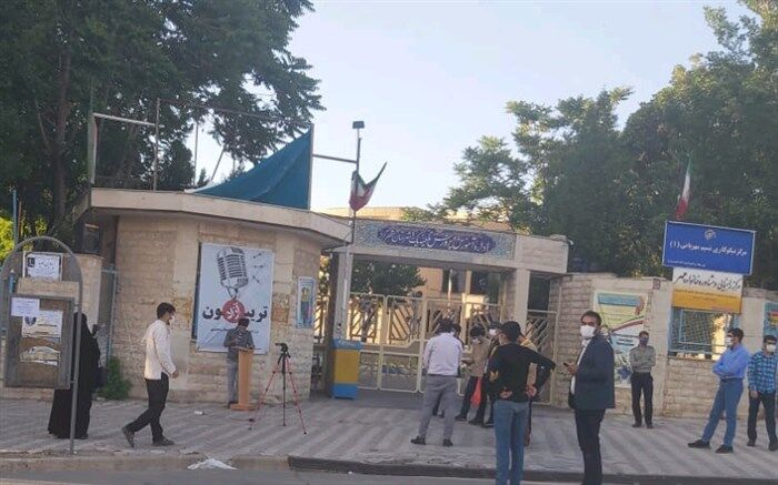 برگزاری تریبون آزاد در شهرکرد