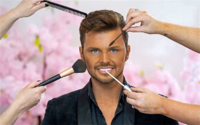 جراحی‌های زیبایی مردی که می‌خواهد شبیه به عروسک شود!