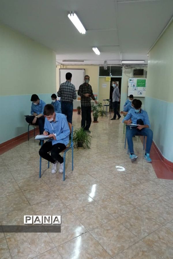 برگزاری امتحانات نهایی حضوری پایه نهم دبیرستان شهید دکتر چمران