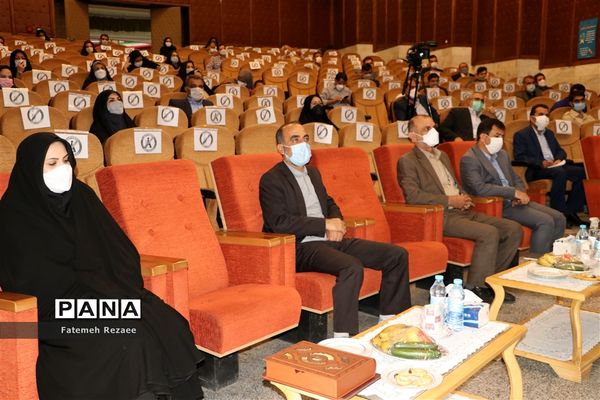 برگزاری نشست قطبی تبیین و بازمهندسی تشکیلات پیشتازان در زنجان