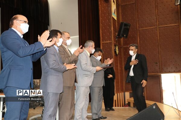 برگزاری نشست قطبی تبیین و بازمهندسی تشکیلات پیشتازان در زنجان