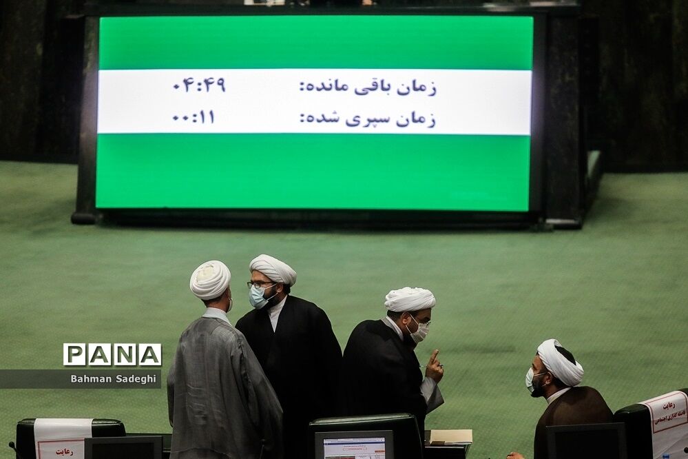 اعلام وصول سوال از وزیر راه درباره فرسودگی آسفالت جاده‌ها