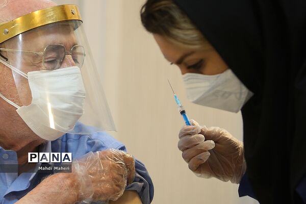 واکسیناسیون هنرمندان پیشکسوت