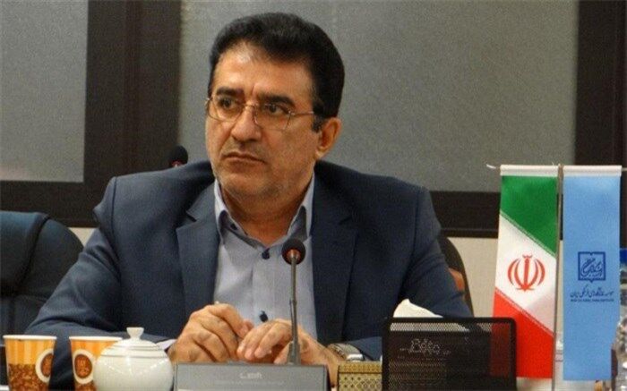 قادر آشنا: «نمایشخانه» الگوی شایسته‌ای برای رویدادهای نمایشی مشابه است