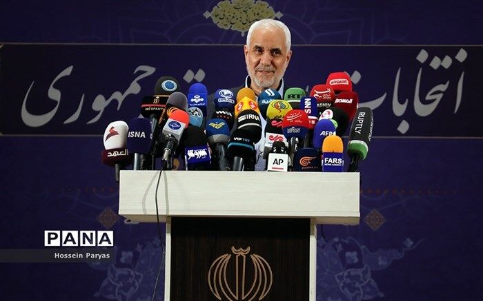 مهرعلیزاده: چپ و راست و دین و مذهب و قومیت برایم مهم نیست