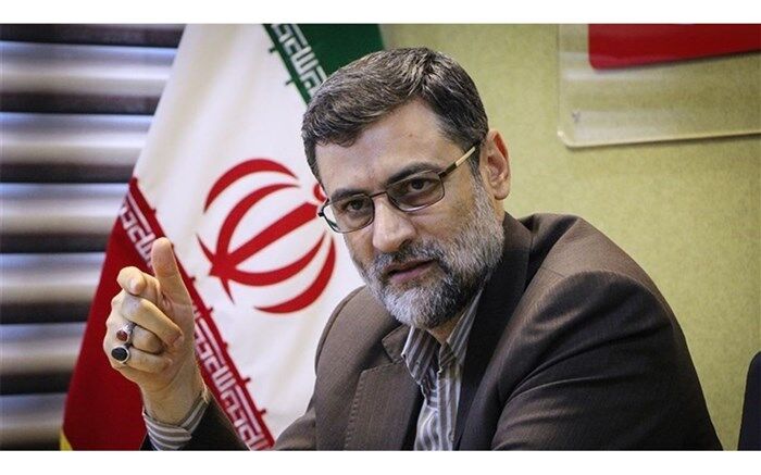 قاضی زاده هاشمی: تغییر زمان مناظرات انتخاباتی سوال برانگیز است
