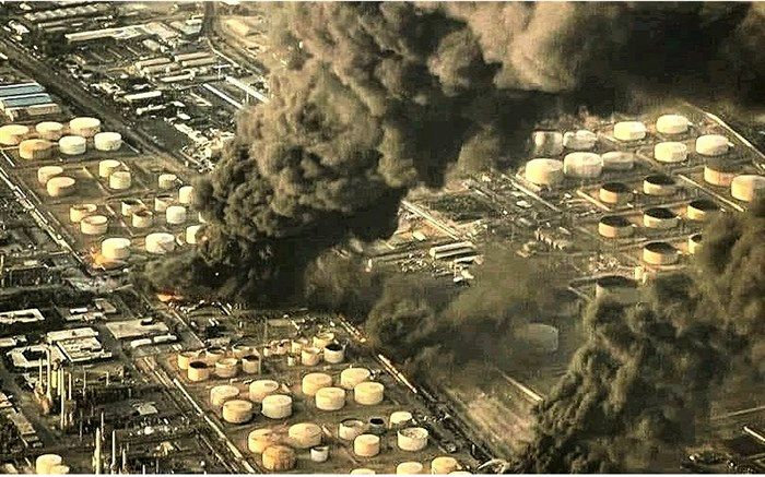 آتش‌سوزی در پالایشگاه نفت تهران/فیلم