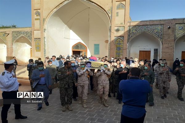 تشییع پیکر مطهر شهید ابوالقاسم دشتیان