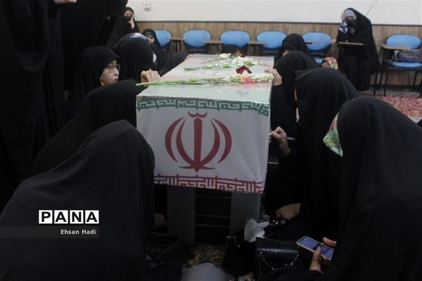 عطر شهدا در مجتمع امام رضا پیچید