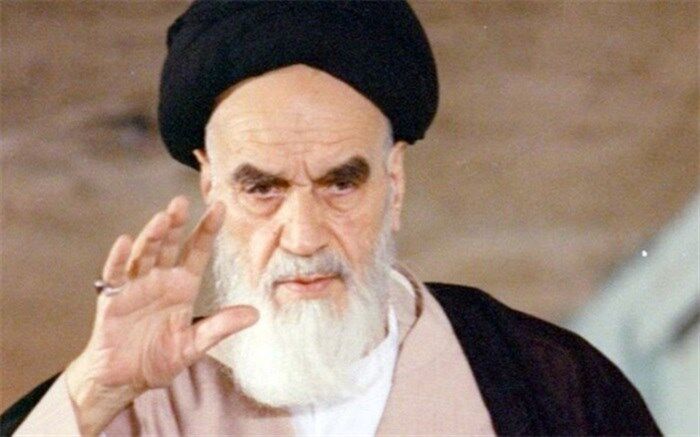 مکتب امام خمینی (ره) و سرمشق‌های شاخص