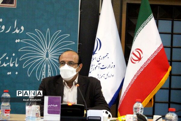 دیدار وزیر آموزش و پرورش با نمایندگان تشکل‌های دانش‌آموزی استان بوشهر