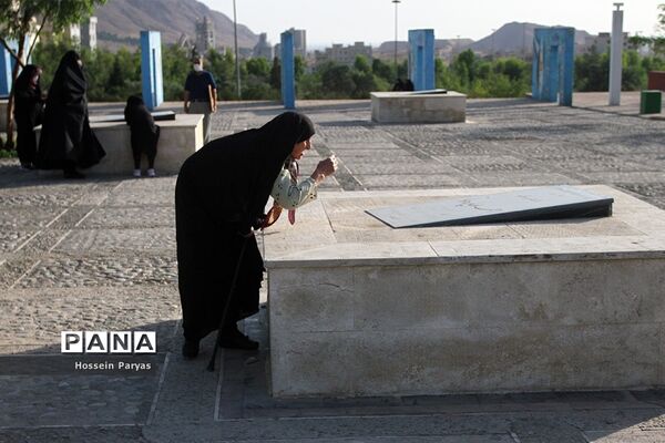مراسم بزرگداشت پنجاه و هشتمین سالگرد قیام خونین یوم الله پانزدهم خرداد