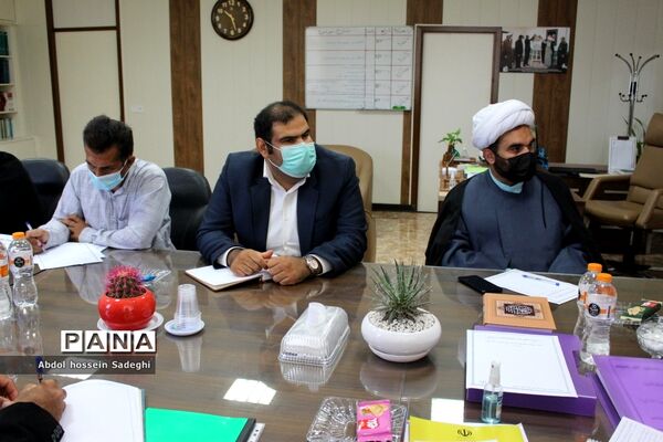 جلسه قطبی مسئولان دبیرخانه طرح دانش‌آموز تراز انقلاب اسلامی  استان بوشهر