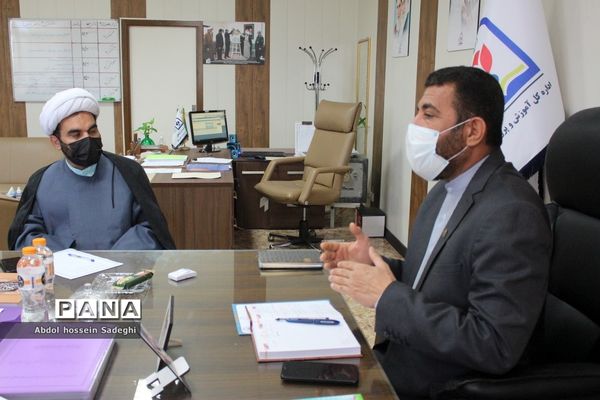 جلسه قطبی مسئولان دبیرخانه طرح دانش‌آموز تراز انقلاب اسلامی  استان بوشهر