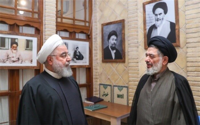 روحانی: مرحوم محتشمی‌پور عمر خویش را صرف تحقق آرمان‌های بلند انقلاب و نظام اسلامی کرد